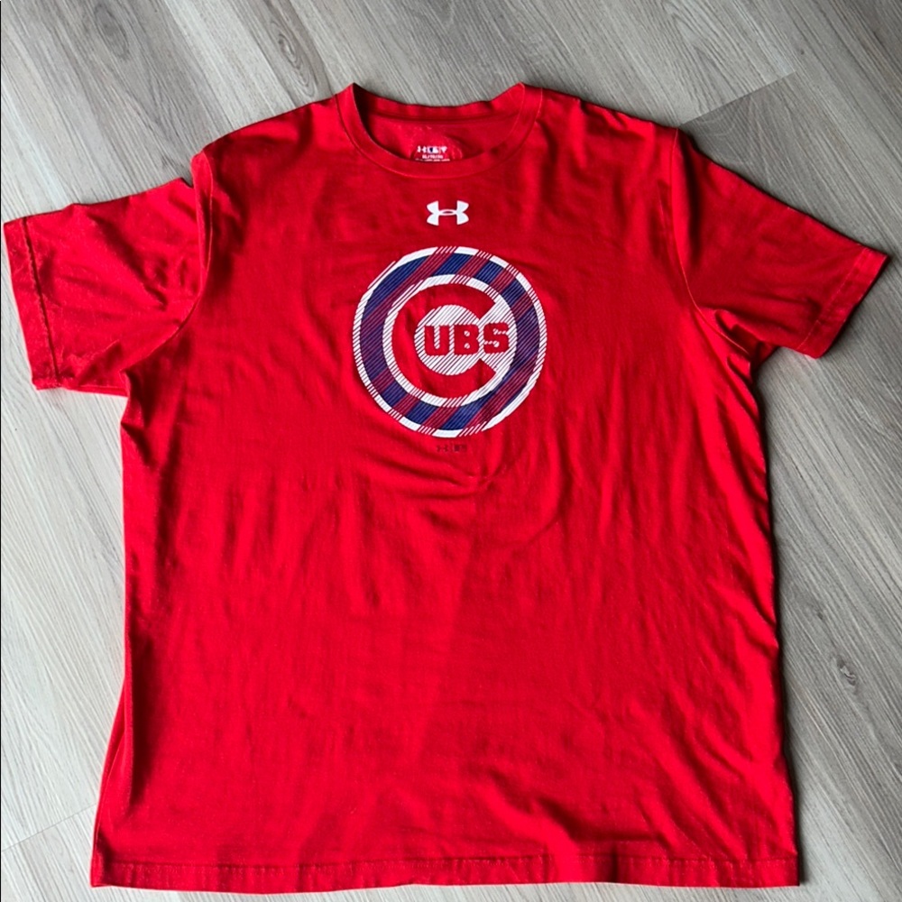 Chicago Cubs Under Armour T-Shirt XL Red Like New Cotton/Poly MLB Baseball